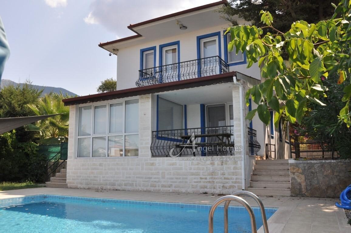 3 bedroom detached villa