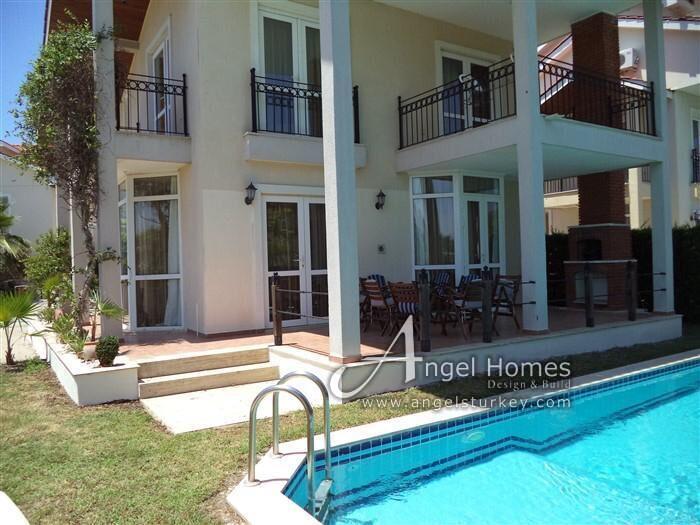 villa for sale in Yaniklar