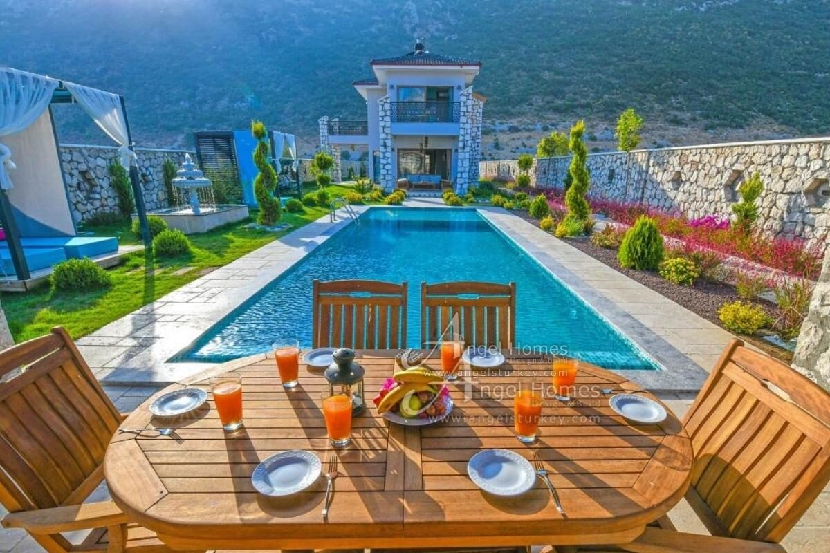 luxury villas for sale in Turkey