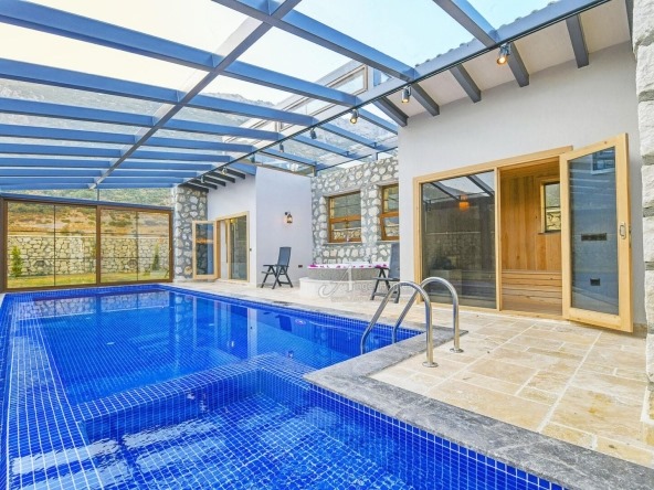 2 bed property in Kalkan