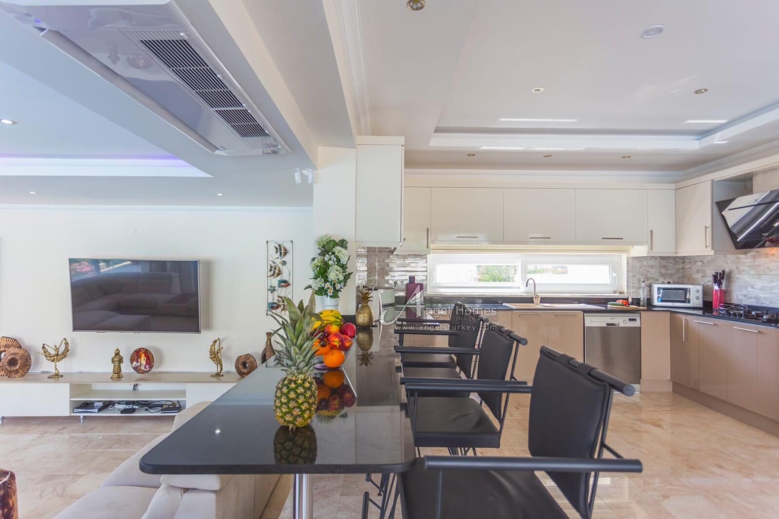 BEAUTIFULLY FURNISHED 5-BED VILLA IN OVACIK FOR SALE