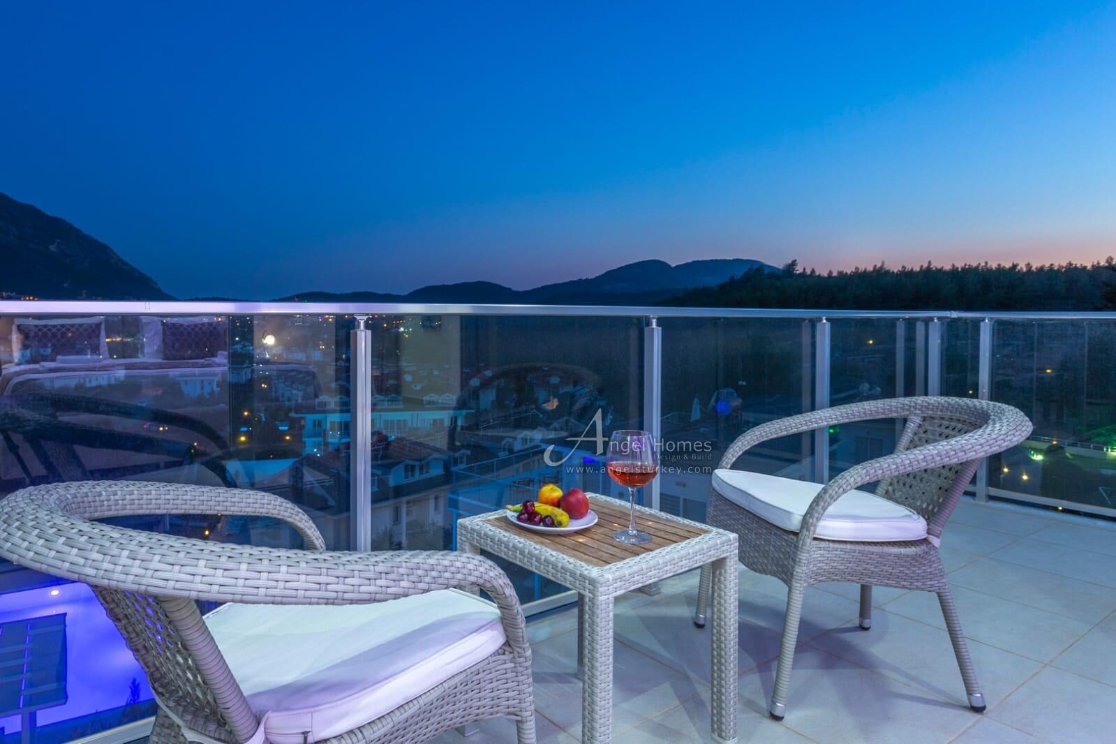 BEAUTIFULLY FURNISHED 5-BED VILLA IN OVACIK FOR SALE
