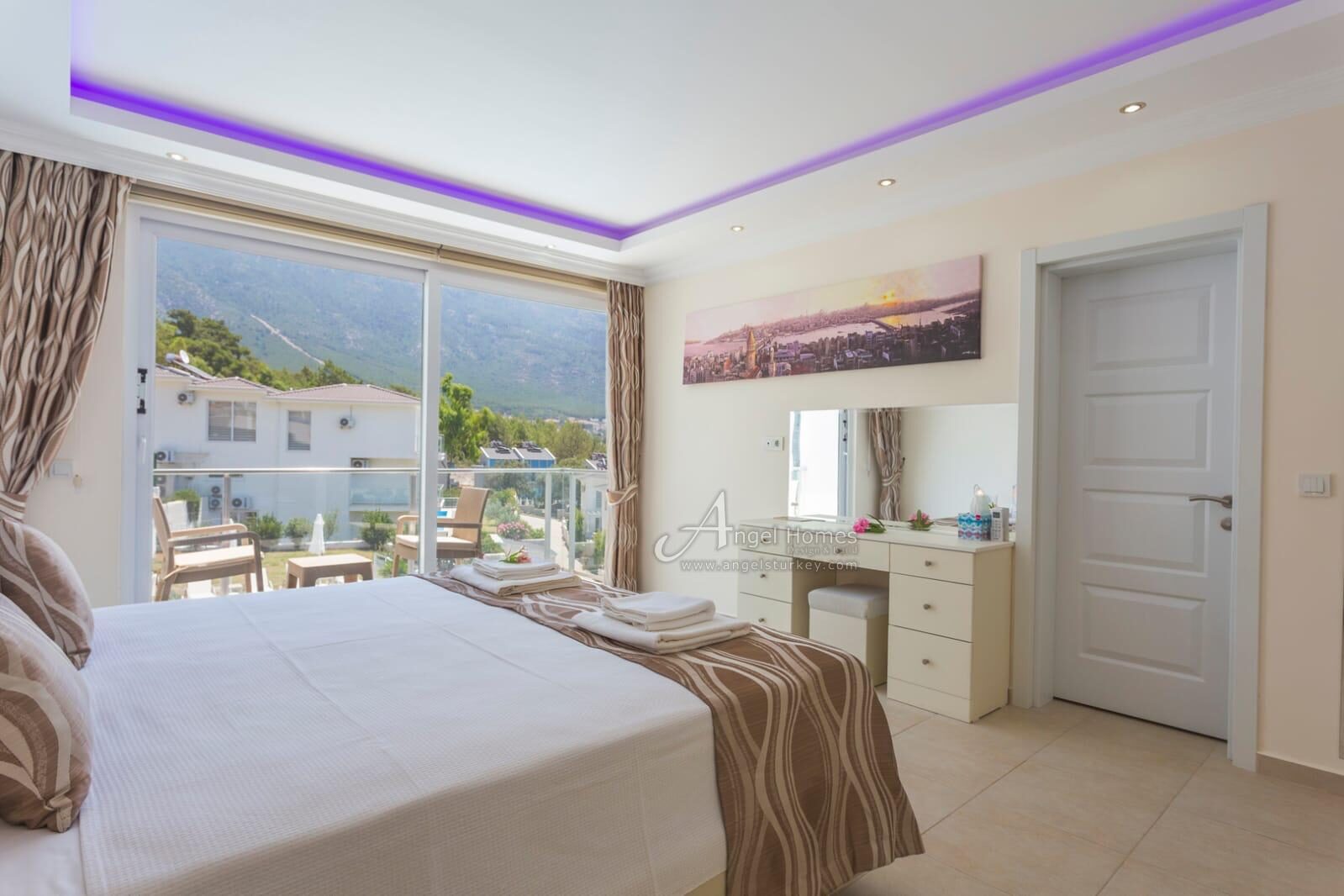 BEAUTIFULLY FURNISHED 5-BED VILLA IN OVACIK FOR SALE