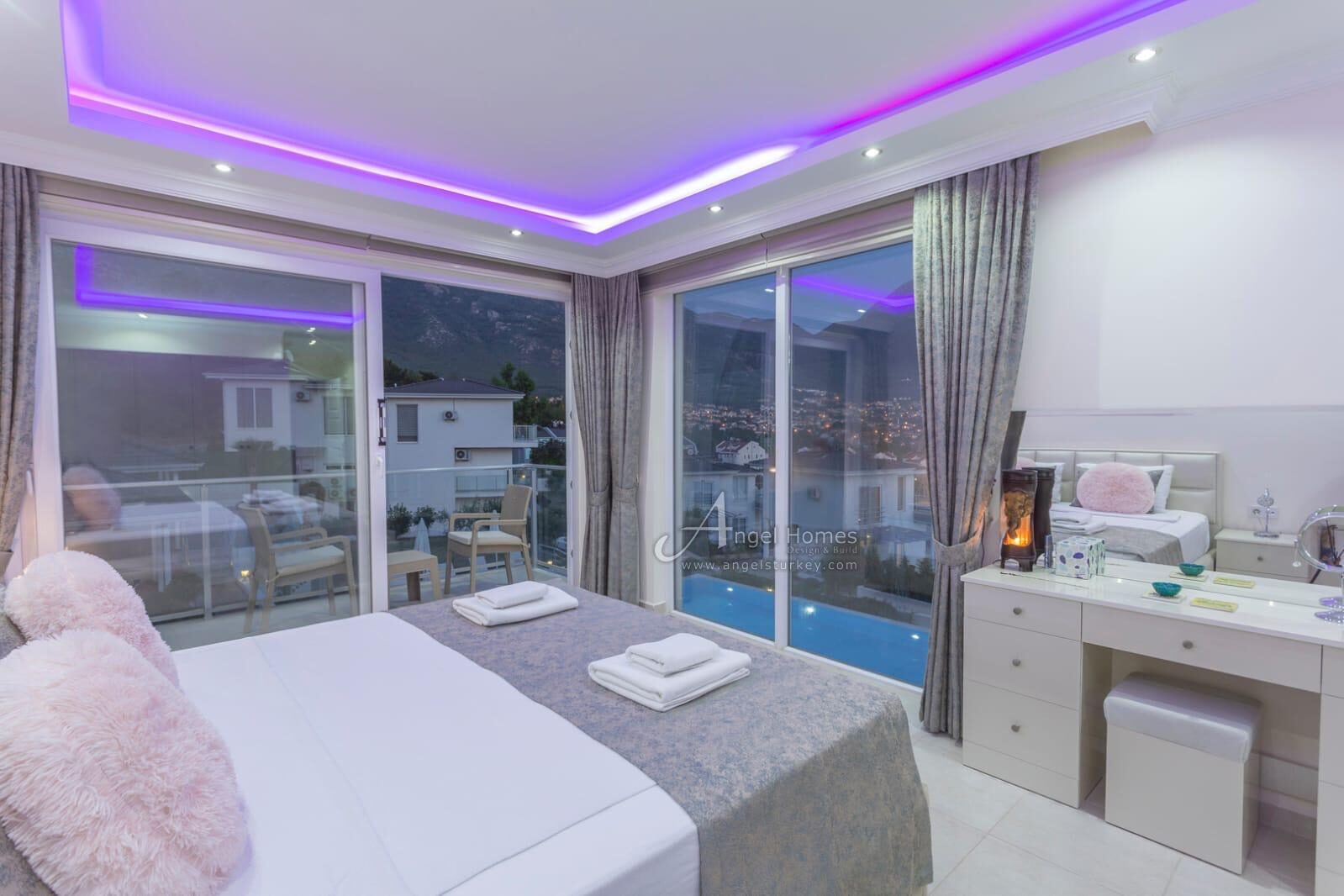 BEAUTIFULLY FURNISHED 5-BED VILLA IN OVACIK FOR SALE