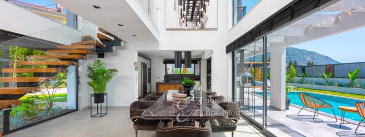 luxury villa in Ovacik