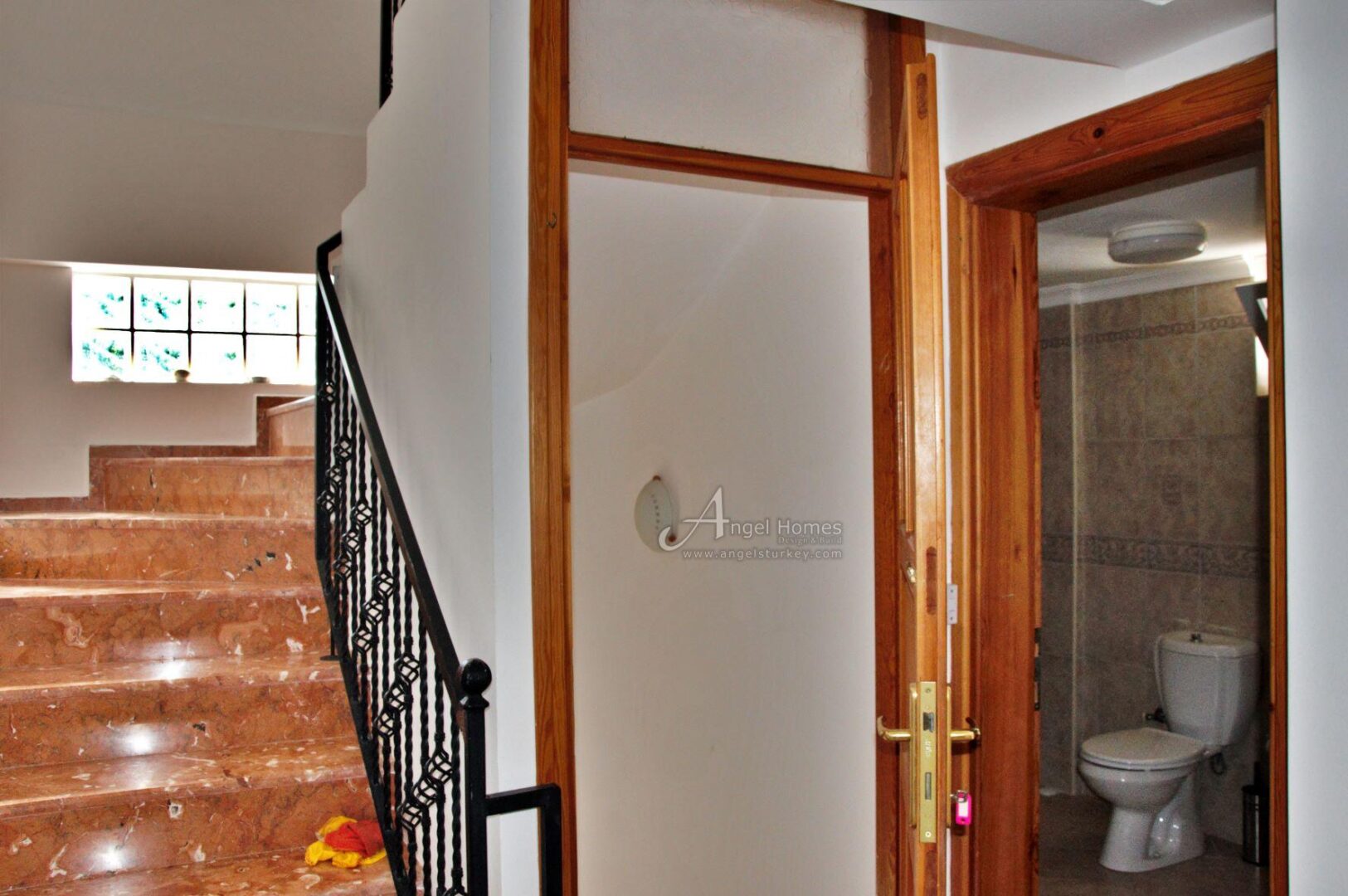 AMAZING PRICE! FURNISHED 5-BED VILLA IN OVACIK