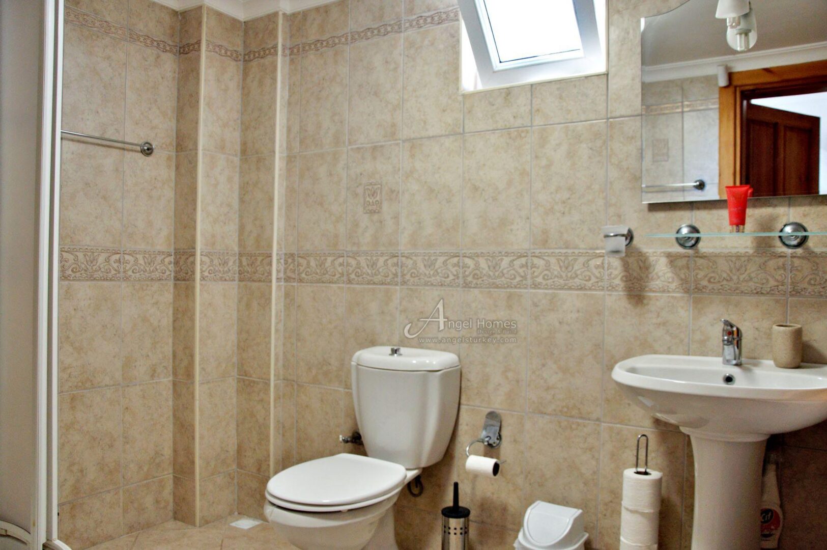 AMAZING PRICE! FURNISHED 5-BED VILLA IN OVACIK