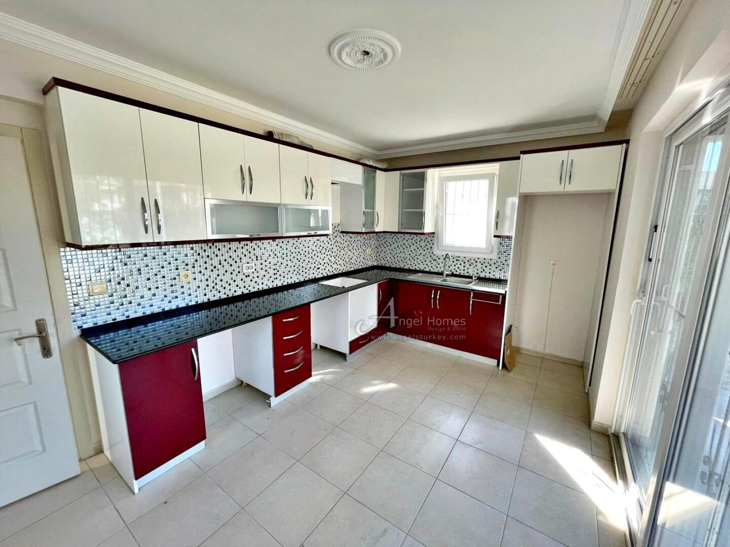 3 BED VILLA IN FETHIYE (GREAT LOCATION)