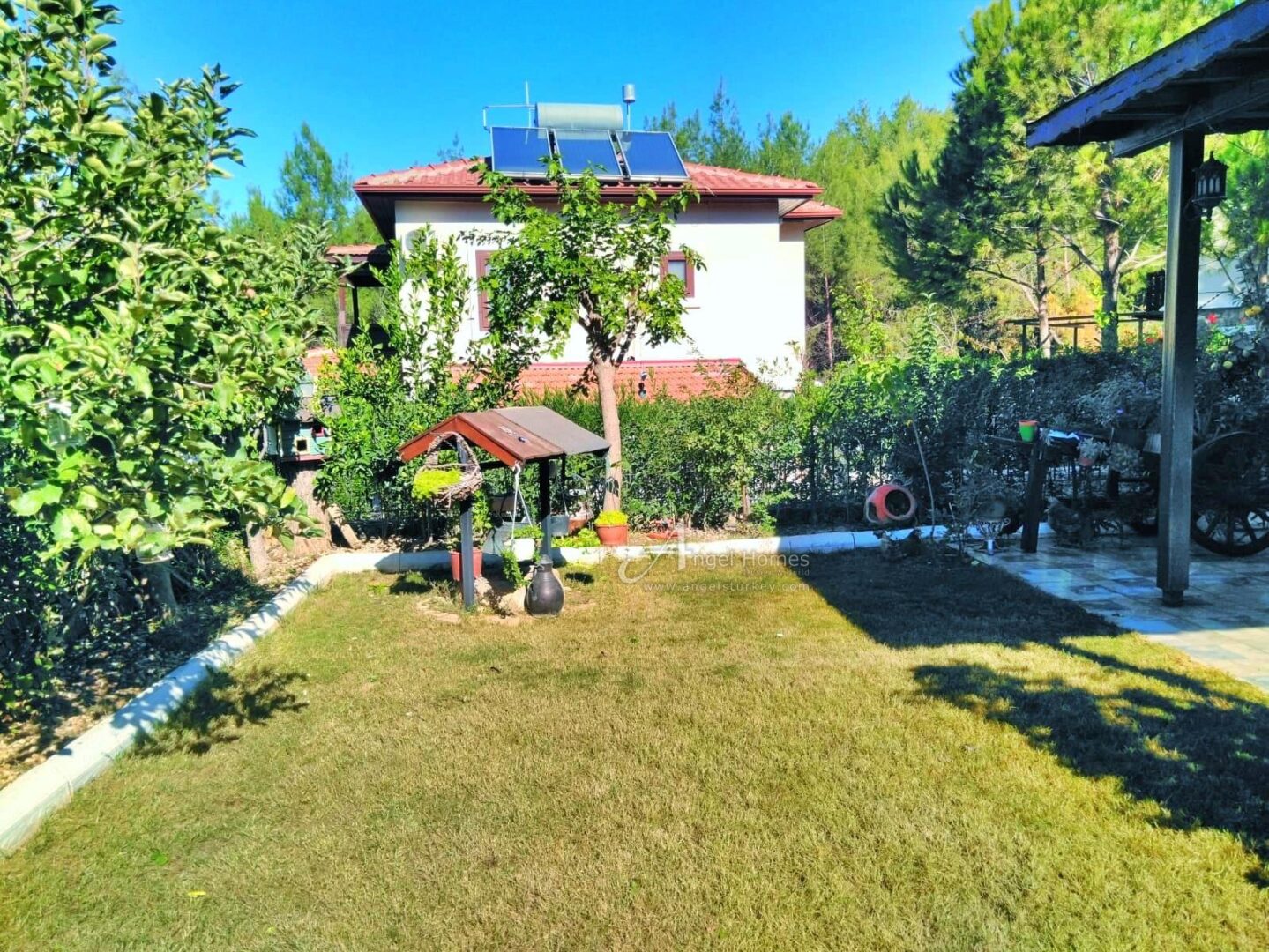 2-BEDROOM VILLA ON A POPULAR COMPLEX IN OVACIK