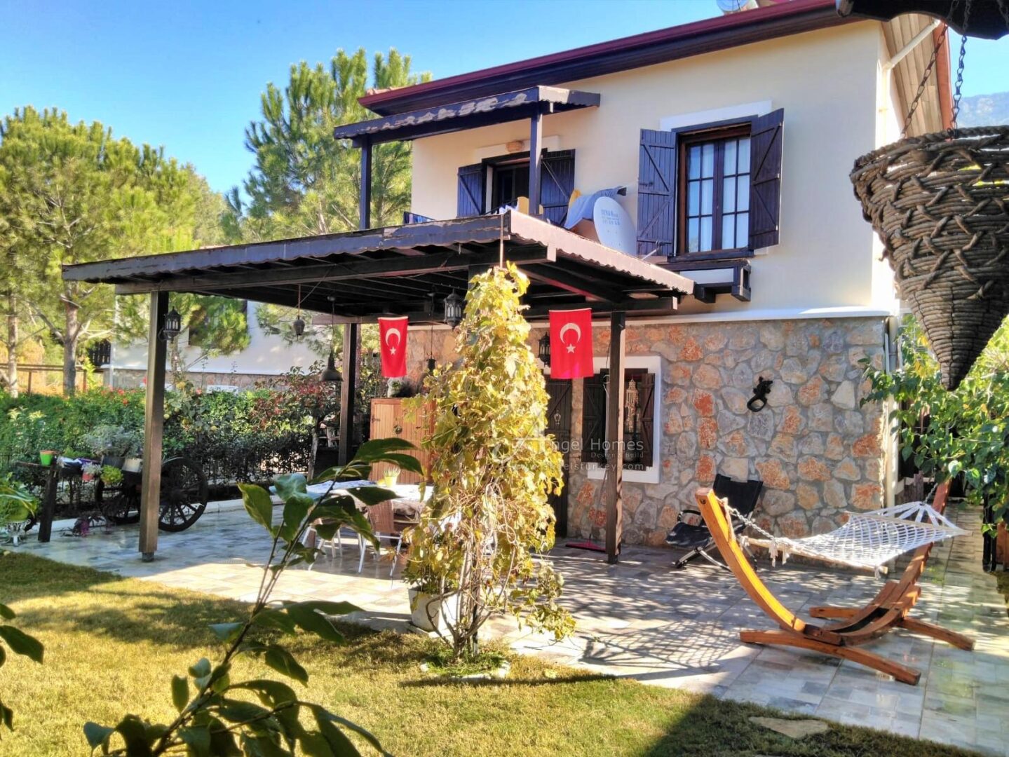 2-BEDROOM VILLA ON A POPULAR COMPLEX IN OVACIK