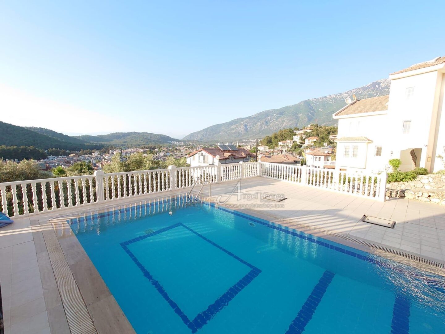 LARGE FURNISHED 4-BED APARTMENT IN HISARONU