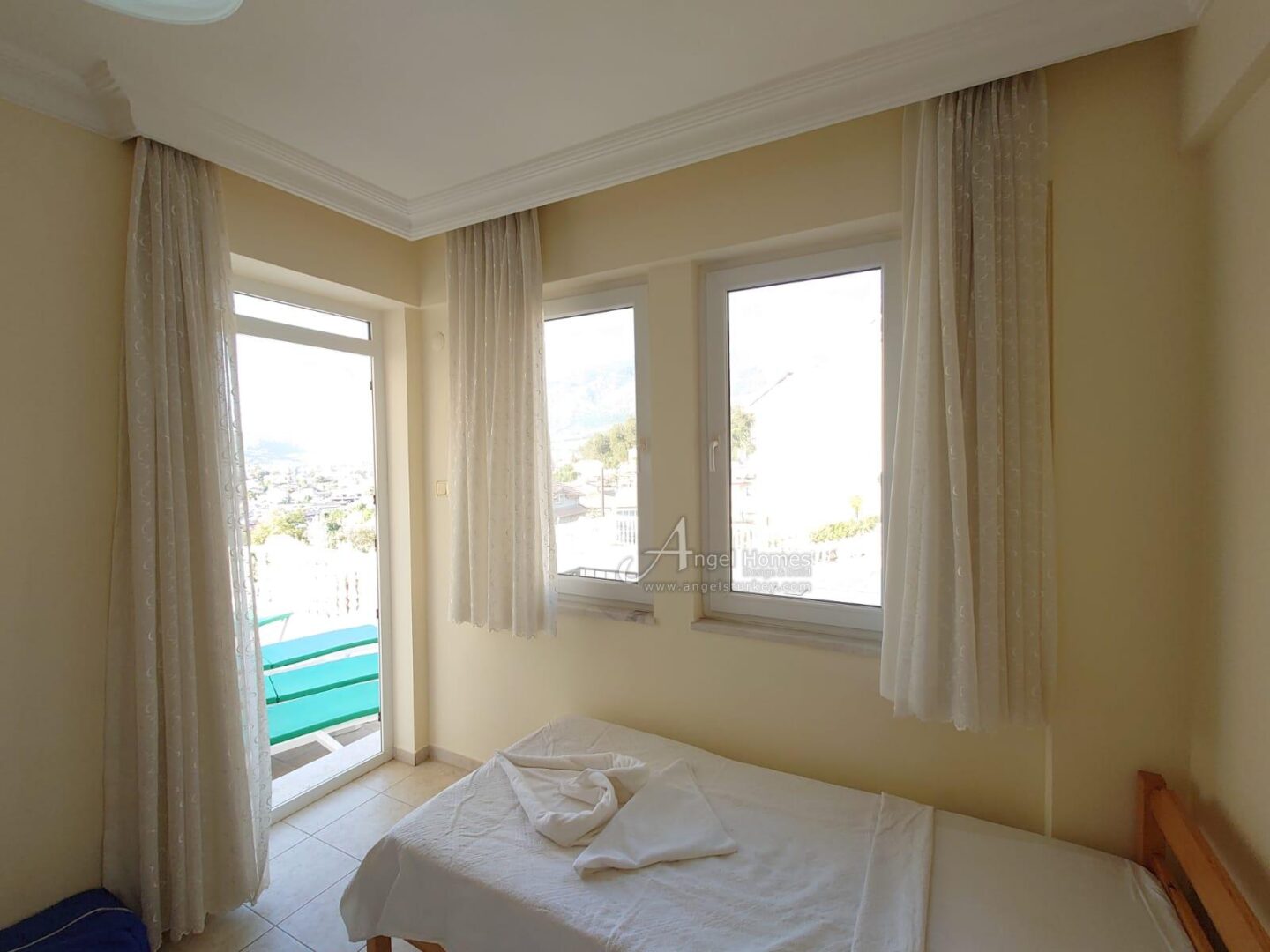 LARGE FURNISHED 4-BED APARTMENT IN HISARONU