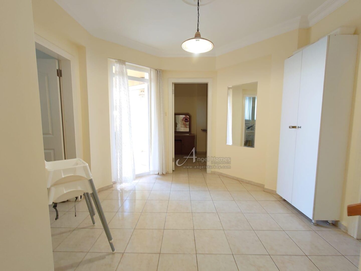 LARGE FURNISHED 4-BED APARTMENT IN HISARONU