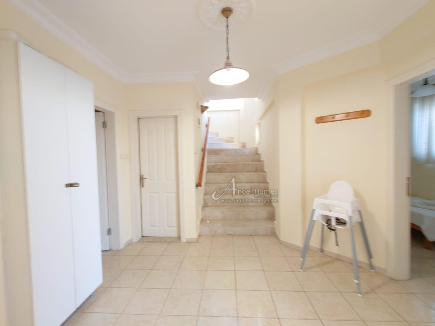 LARGE FURNISHED 4-BED APARTMENT IN HISARONU