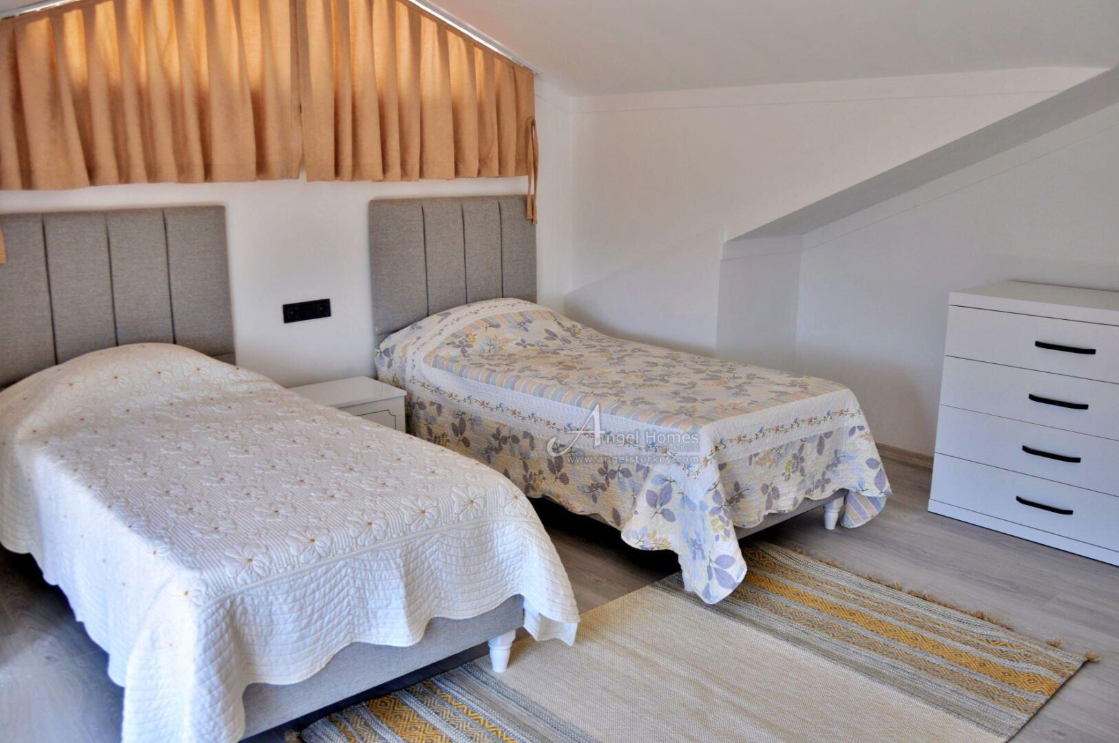 new 3-bed villas for sale in Ovacik