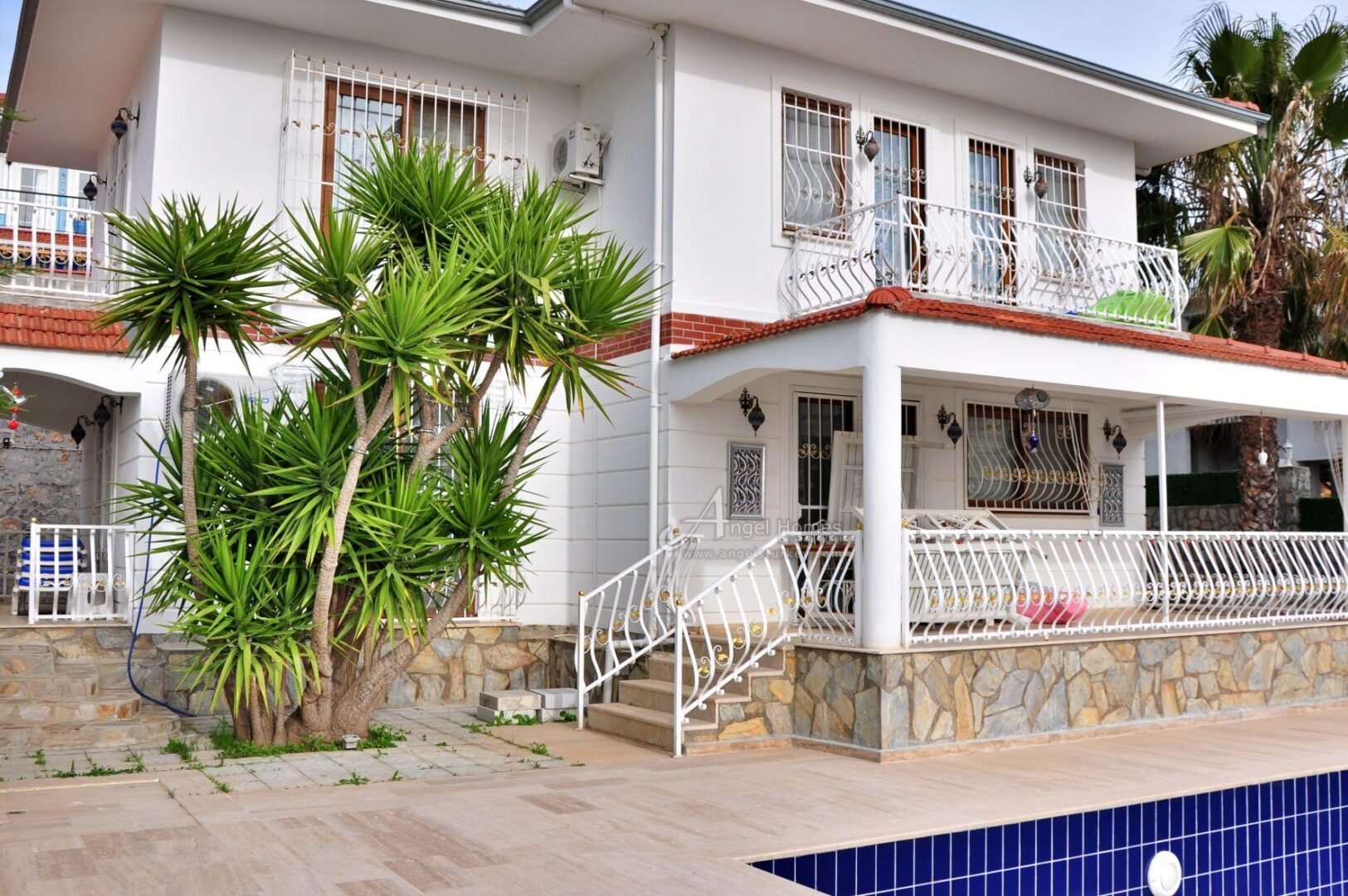 uzumlu villa for sale