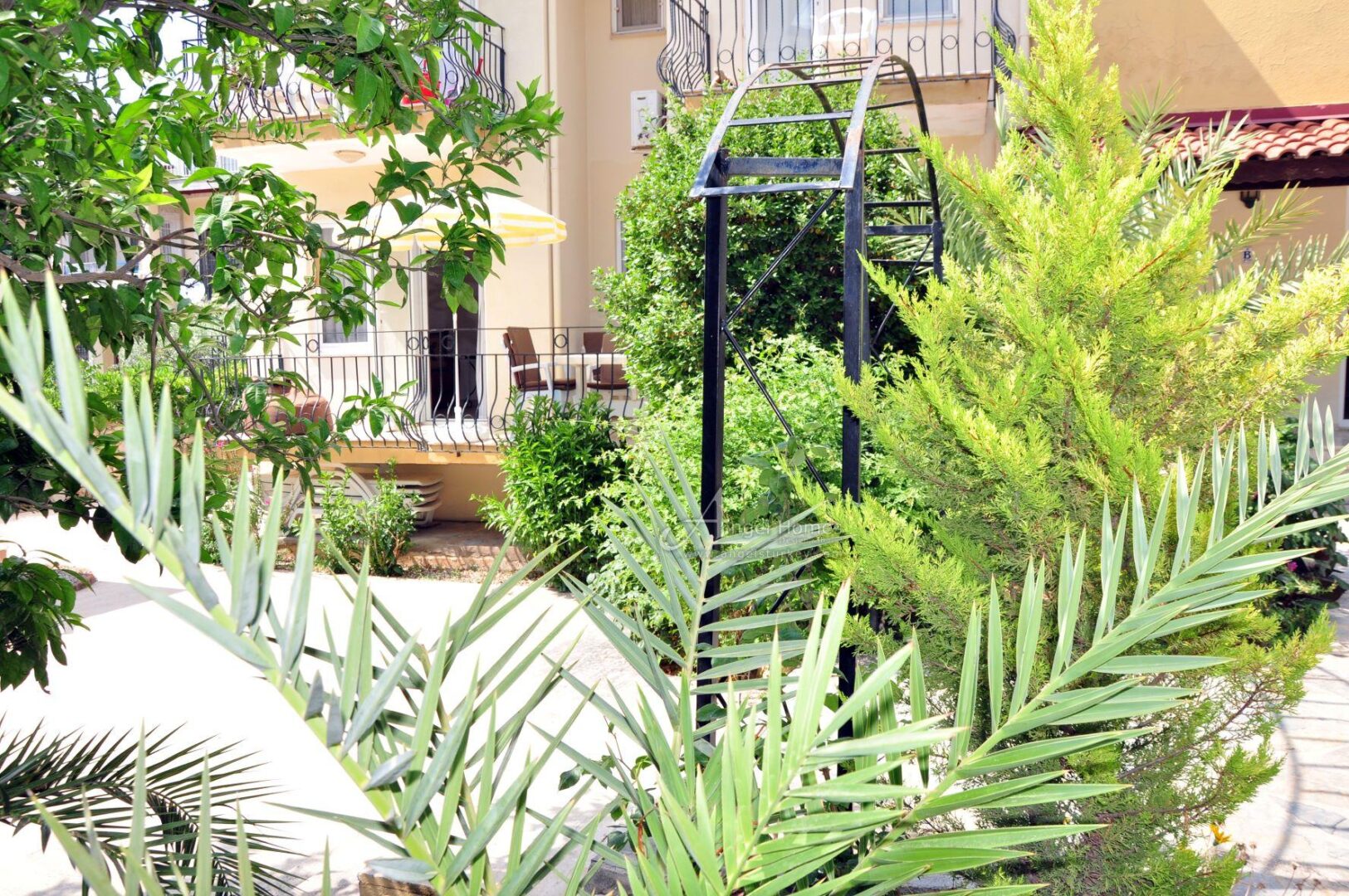 AFFORDABLE 2-BED FURNISHED APARTMENT IN OVACIK