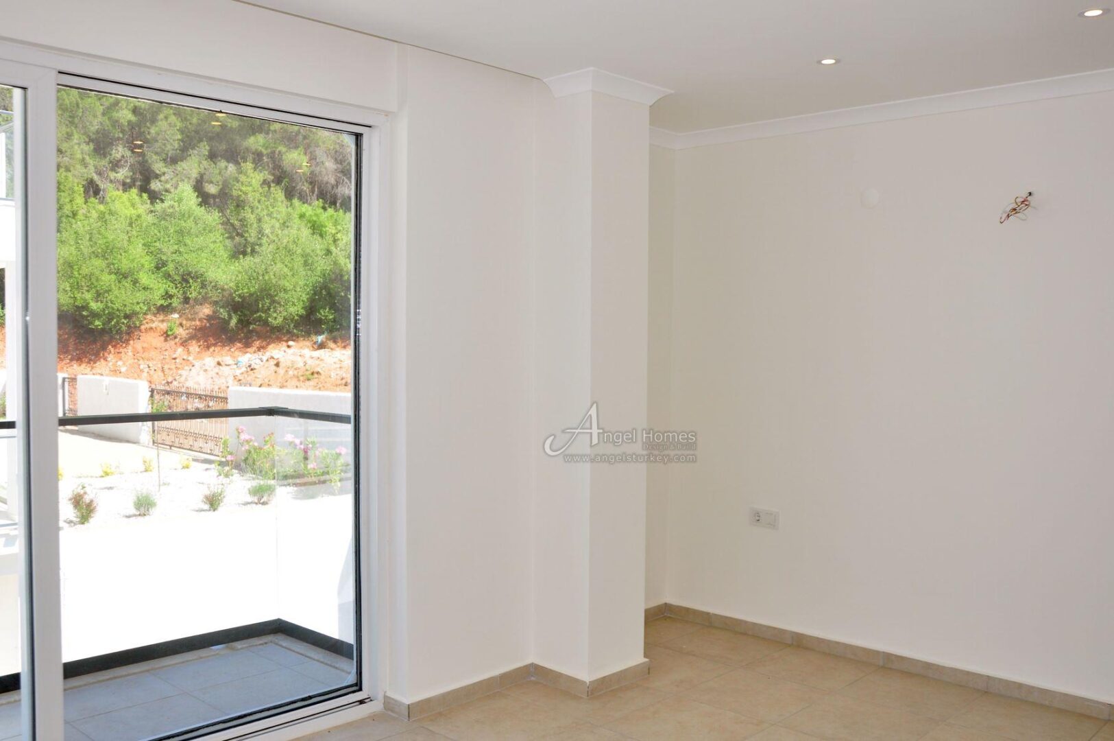 CONTEMPORARY 4-BED NEW BUILD VILLAS IN OVACIK