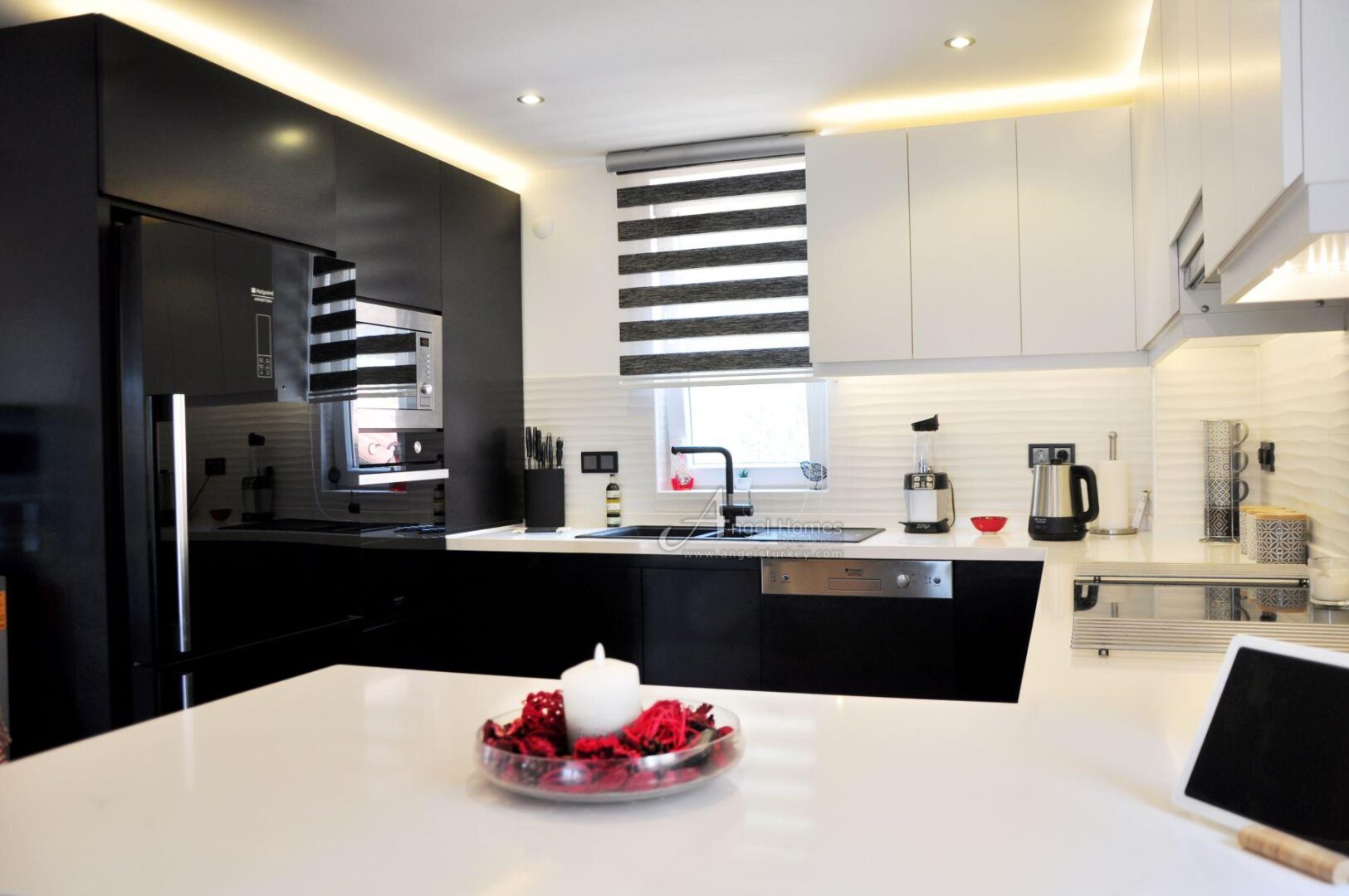 PART STONE BUILT VERY ATTRACTIVE 3 BED VILLA IN OVACIK