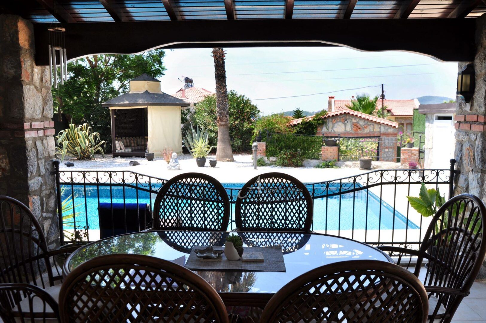 PART STONE BUILT VERY ATTRACTIVE 3 BED VILLA IN OVACIK