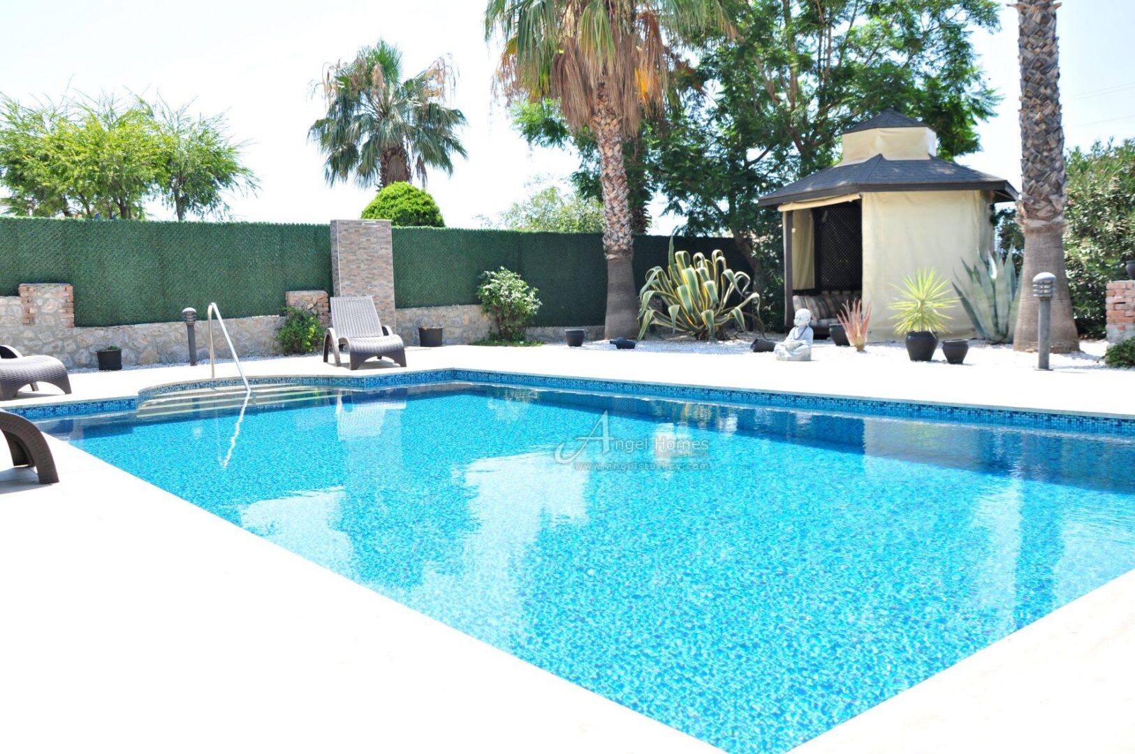 PART STONE BUILT VERY ATTRACTIVE 3 BED VILLA IN OVACIK