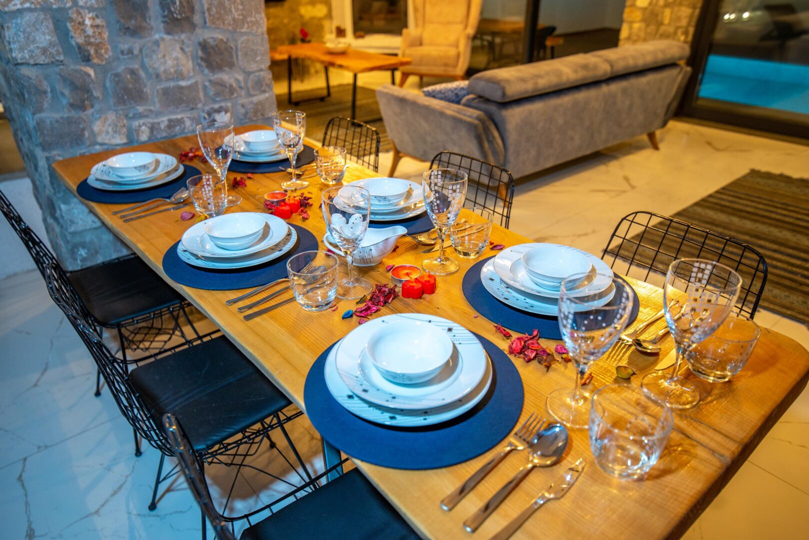 3-BED LUXURY VILLA FOR SALE IN ESENKOY