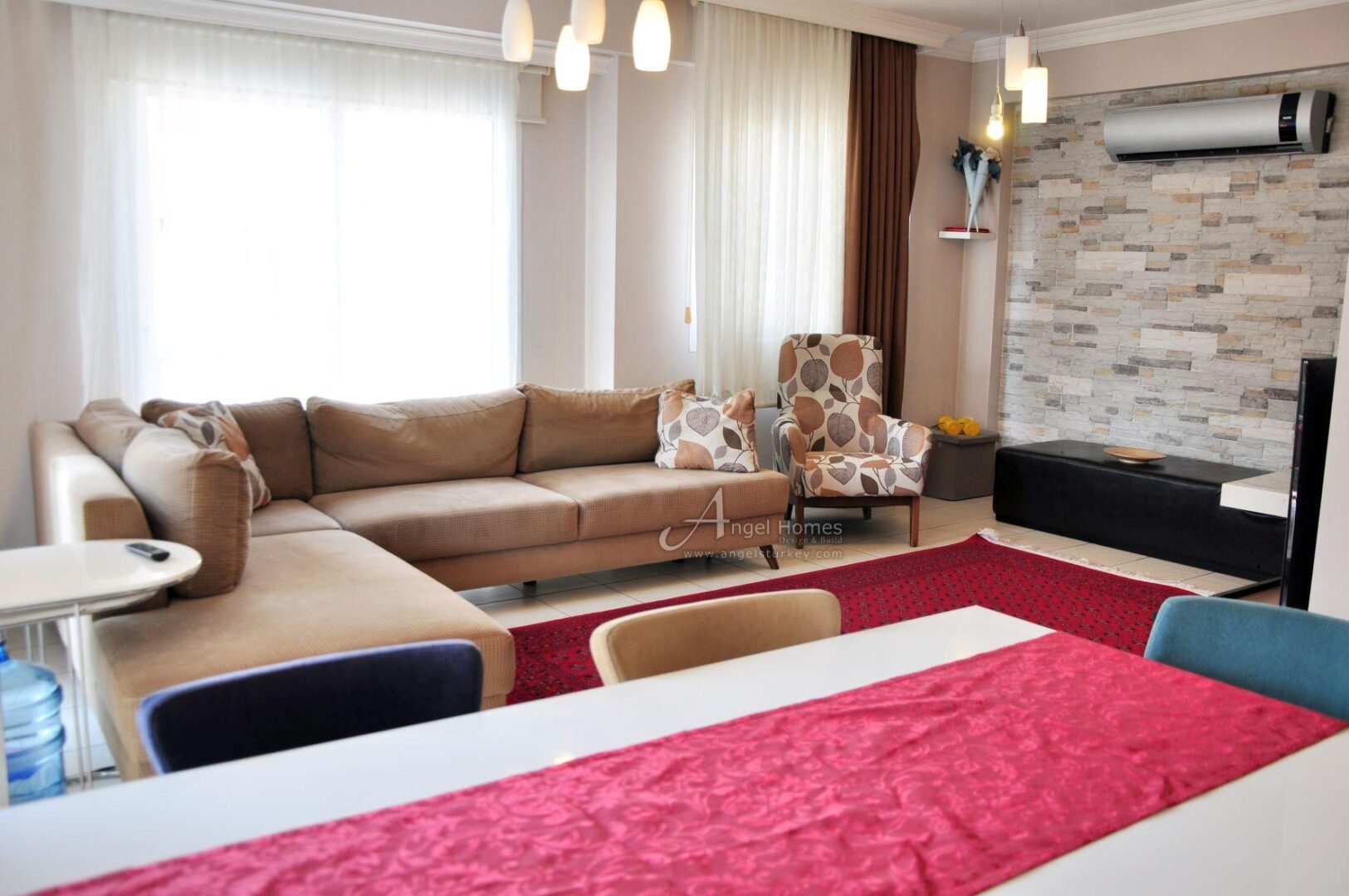 FURNISHED 2-BED APARTMENT IN PATLANGIC