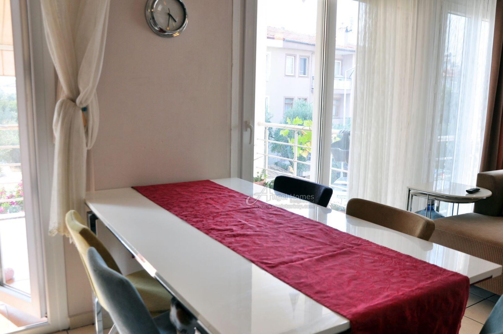 FURNISHED 2-BED APARTMENT IN PATLANGIC