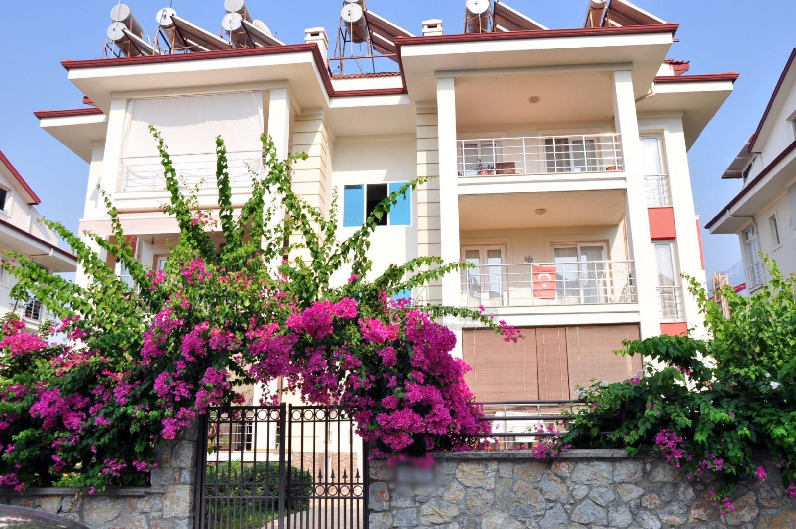 FURNISHED 2-BED APARTMENT IN PATLANGIC