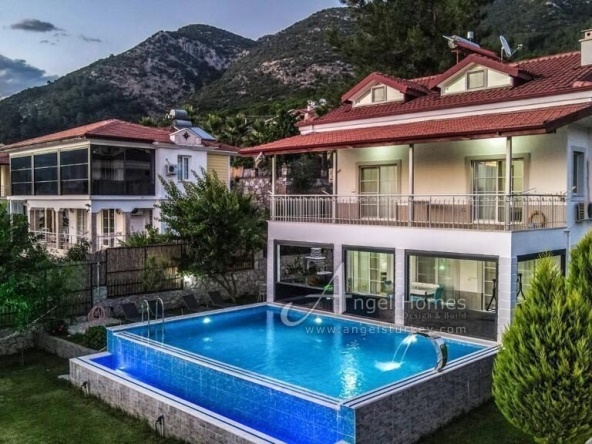 5-bed villa in Uzumlu