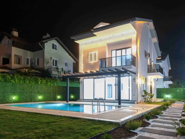 new 4-bed villas in gocek