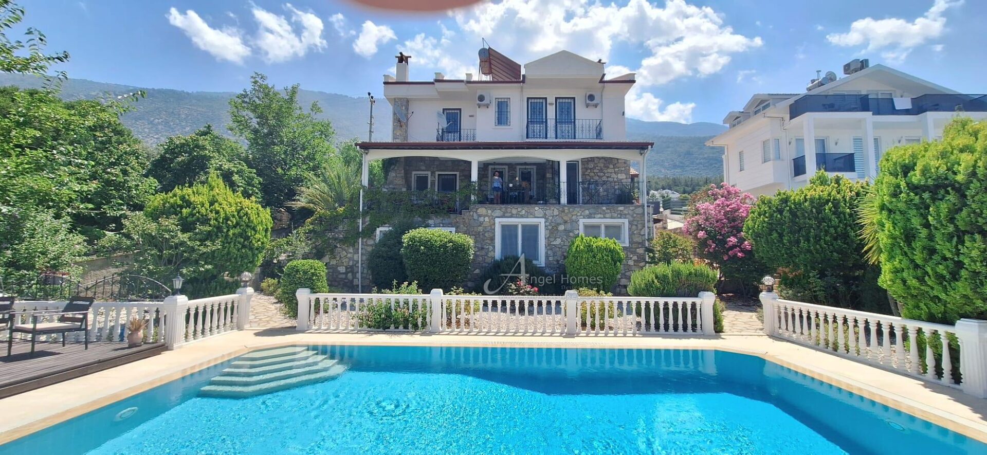 6-bed property for sale in Ovacik