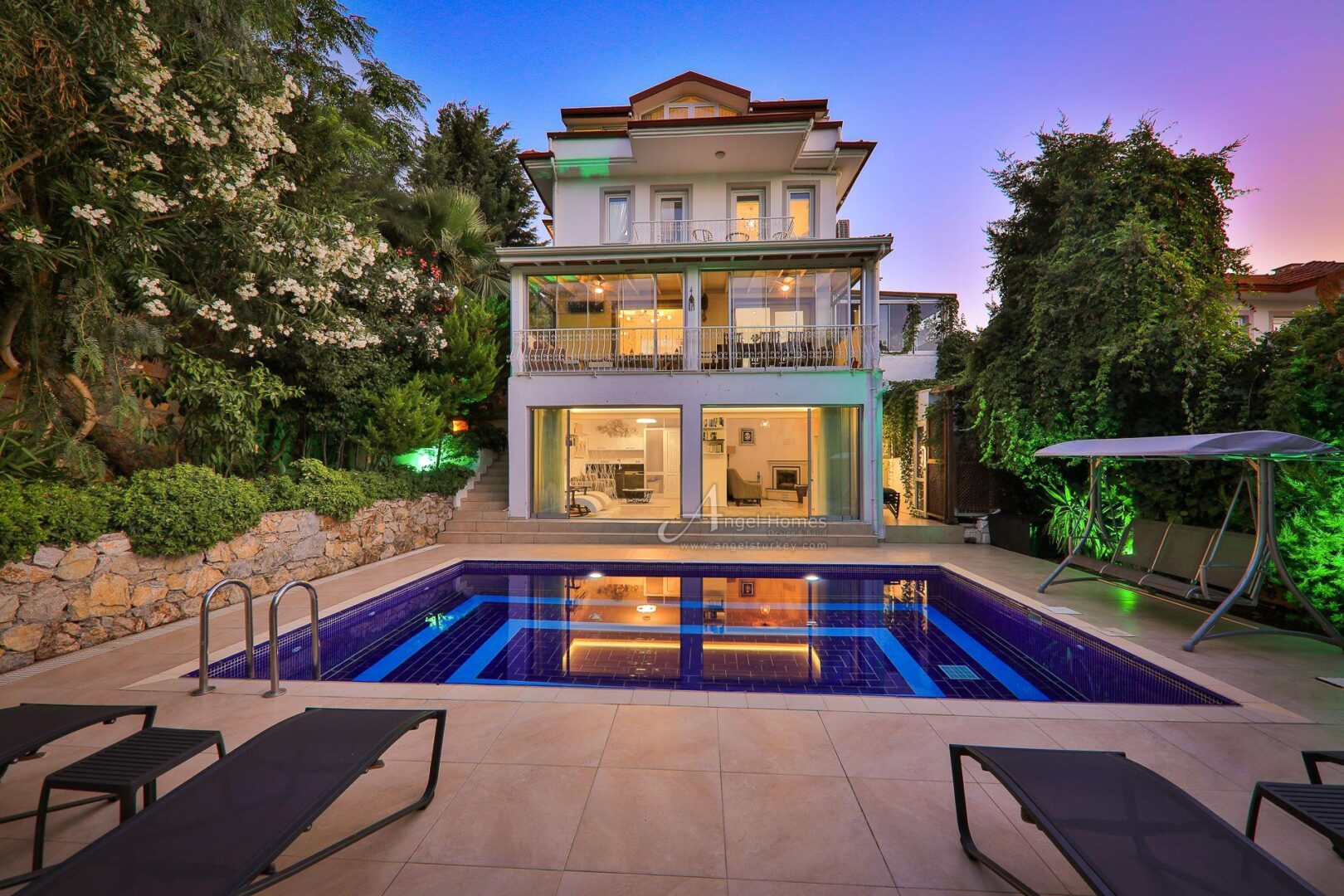 552A5489 villa
