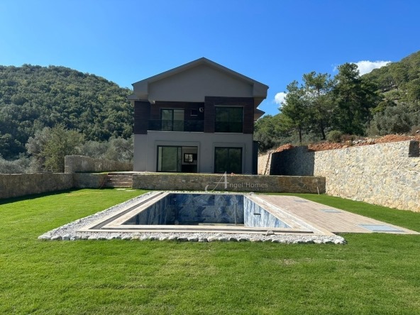 private villa for sale in Uzumlu