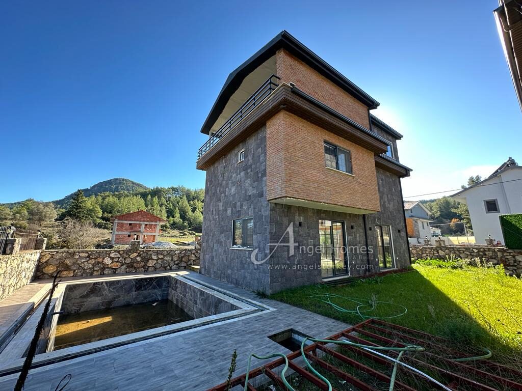 WhatsApp Image 2023-12-25 at 16.21.02 (5) 3-bed villa