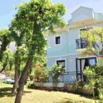 semi-detached villa
