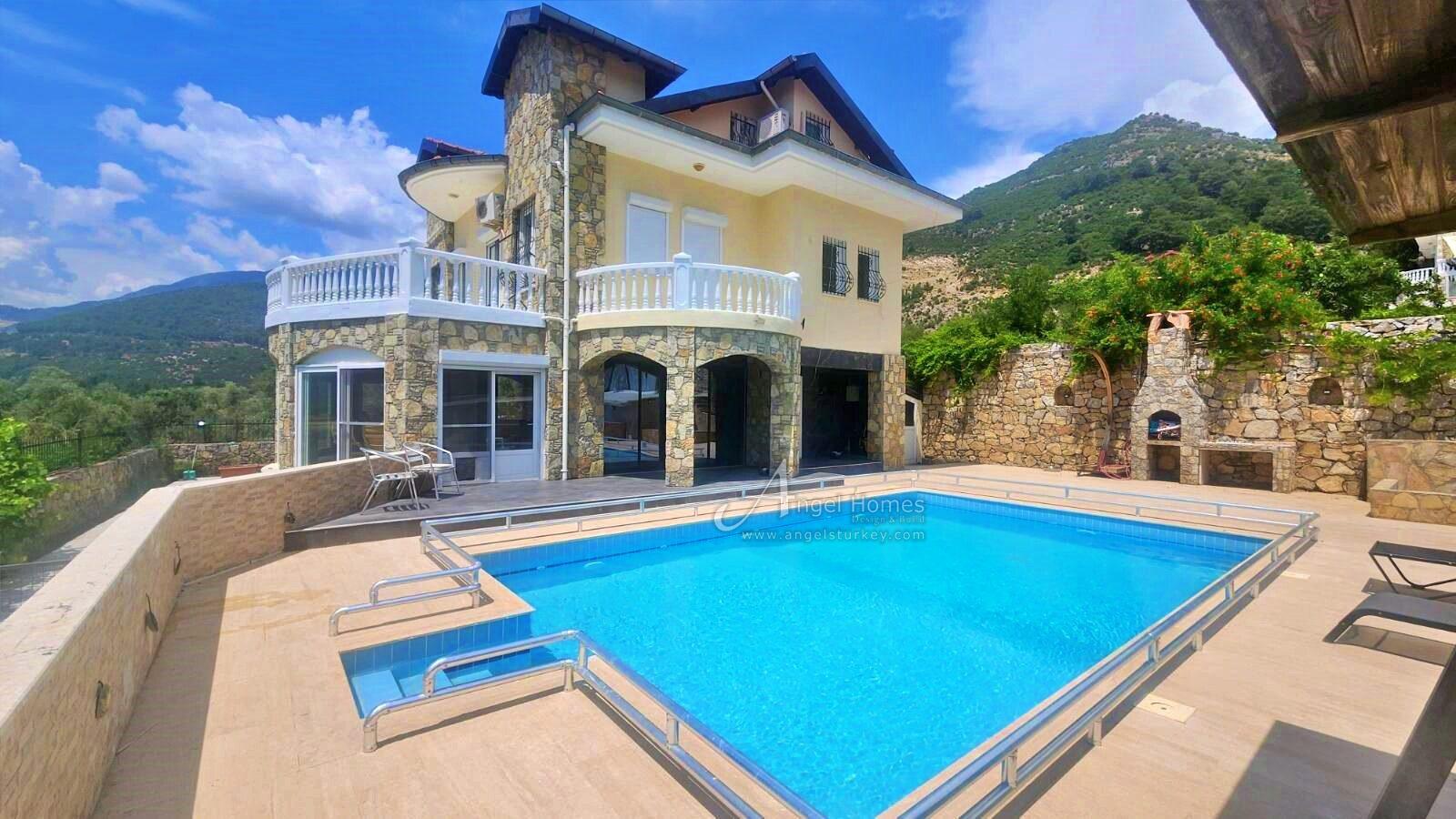 whatsapp-resim-2024-06-07-saat-102750-18 Uzumlu'da satılık villa