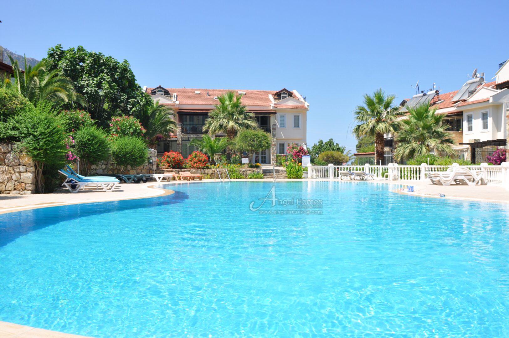 spacious 3-bedroom duplex