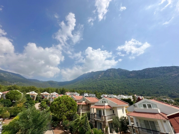 large furnished 3-bed apartment