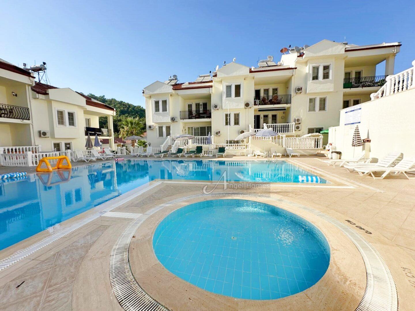 key-ready 4-bed apartment in Hisaronu