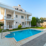 renovated 3-bed apartment in Calis