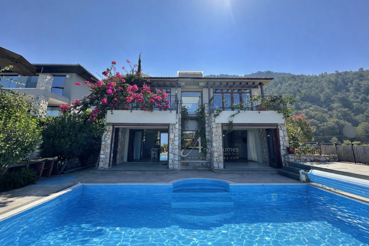 swimming-pool-1 ***REDUCED***SEA VIEW VILLA FOR SALE IN FARALYA
