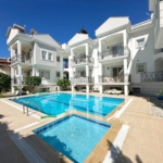 3-bed duplex apartment