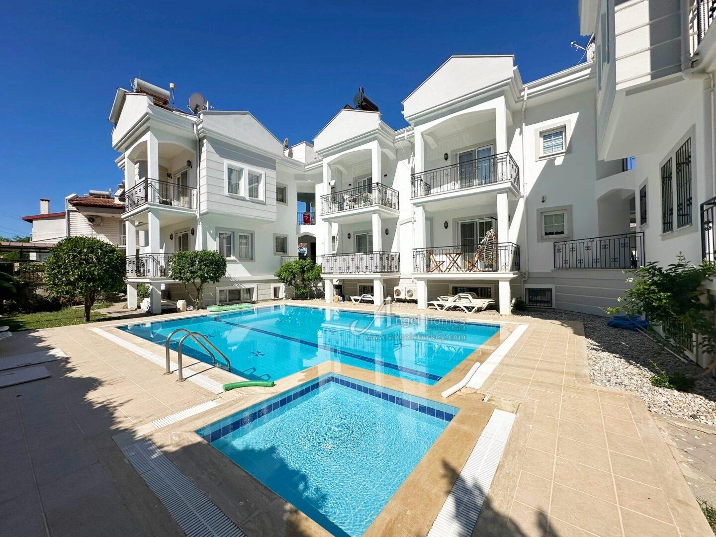 3-bed duplex apartment