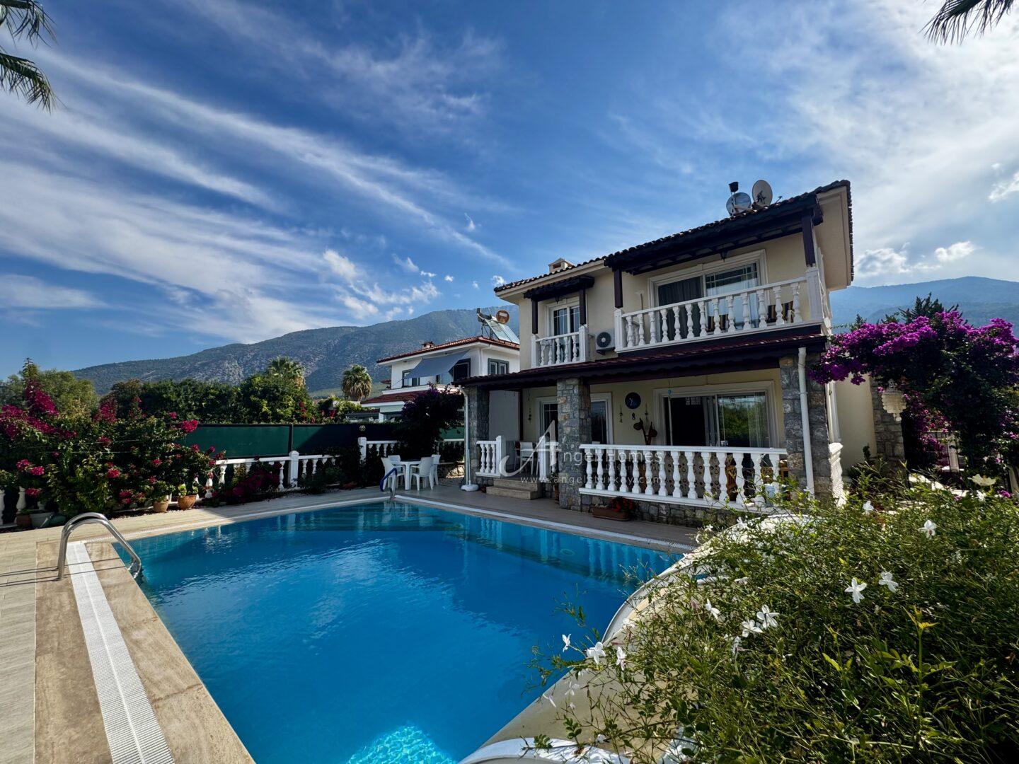 key-ready 2-bed villa in Ovacik