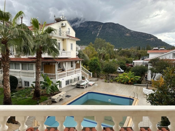 2-bed, 2-bathroom apartment