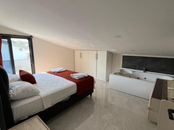 4-bedroom villas in Kargi