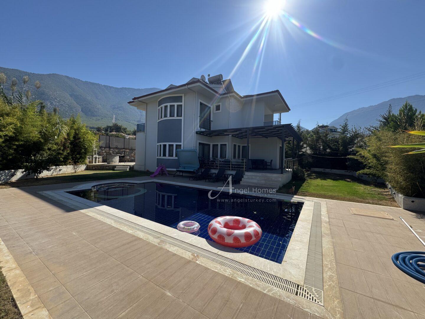 5-bed villa in Ovacik