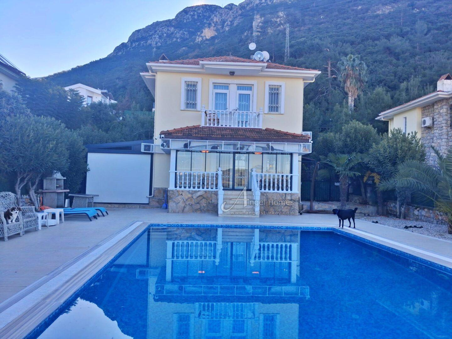 3-bedroom resale villa in Ovacik