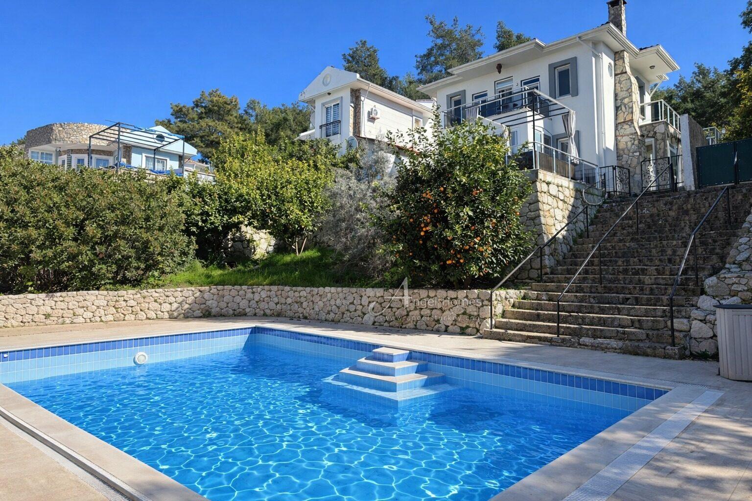 3-bed detached villa in Kadikoy